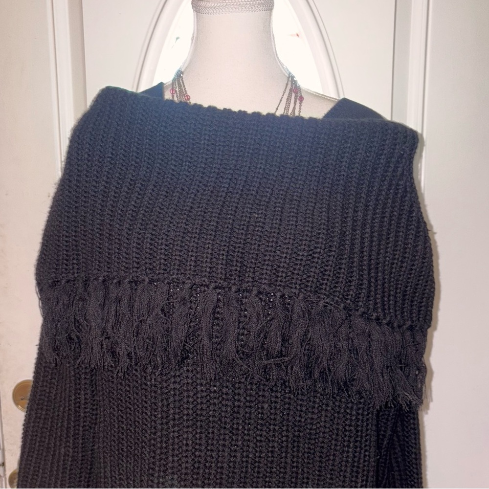 Vintage fringe boho Off-Shoulder Black Sweater